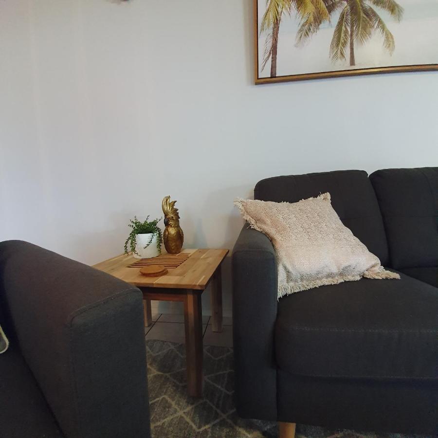 Villa Venezia Apt 3 - Spacious Hervey Bay Beachfront Apartment מראה חיצוני תמונה